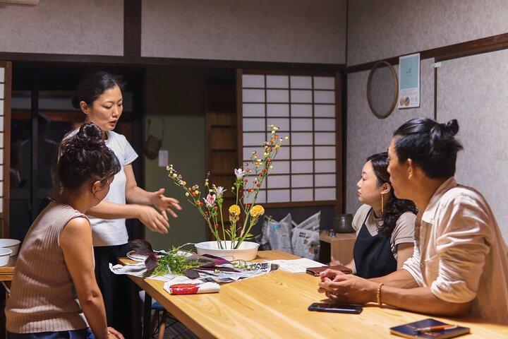 Hands-On Ikebana Making with a Local Expert in Hyogo