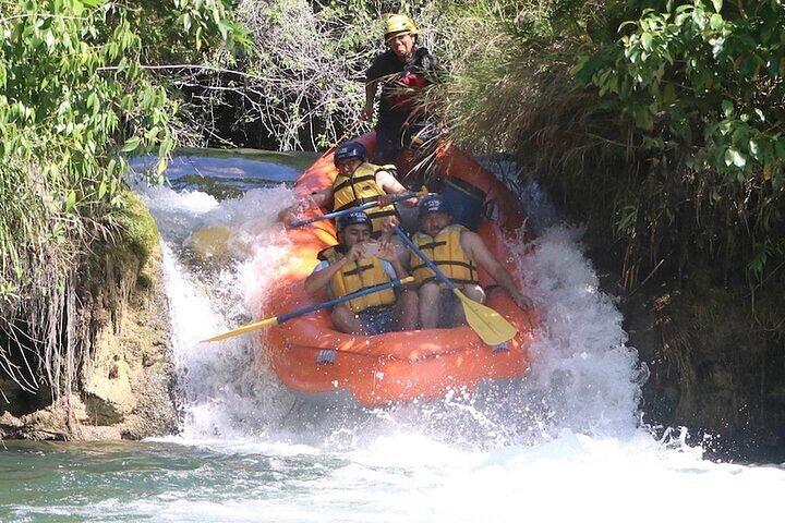 Tour From Palenque: Rafting in the Lacandona Jungle and Bonampak