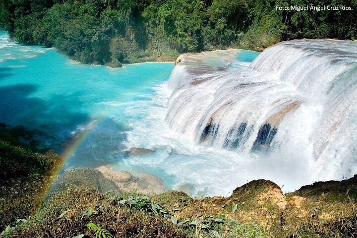 Tour to Agua Azul and Miso-ha Waterfalls from San Cristóbal