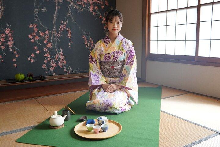 Supreme Sencha: Tea Ceremony & Making Experience in Hakone