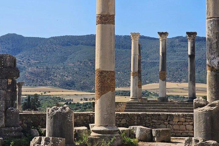 Rabat: 8 hours private tour to Volubilis and Meknes with pickup 