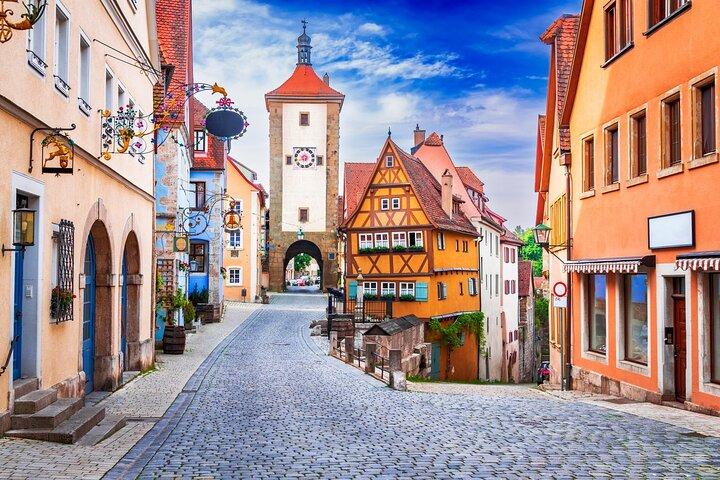 2 Hours Private Medieval Musical Tour: Rothenburg's Historic Gems
