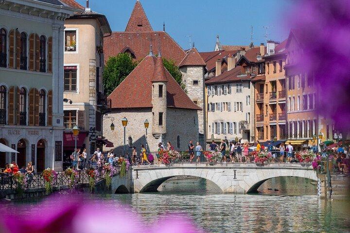 All Inclusive Food Tour of Annecy Old Town with Local Guide