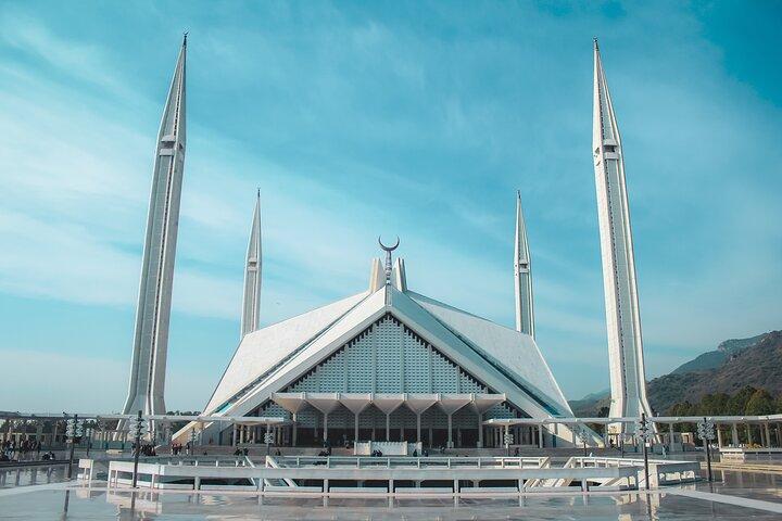 Full Day Private Tour Top 10 Wonders of Islamabad