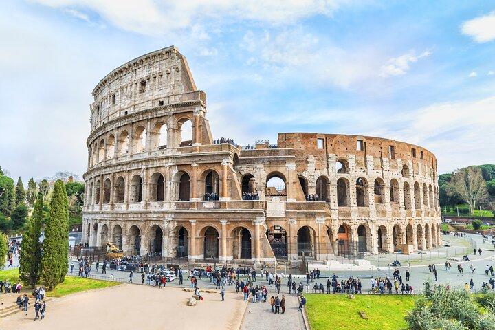 Colosseum & Ancient Rome Tour with Roman Forum & Palatine Hill