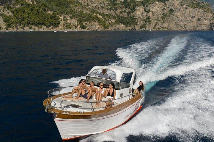 Private Full Day Capri Tour by Boat from Positano