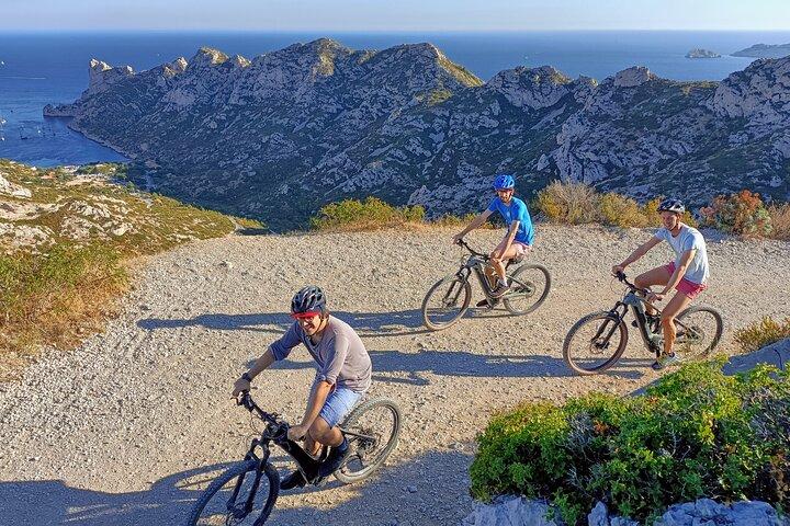 Calanques Trilogy Electric Bike Tour from Marseille
