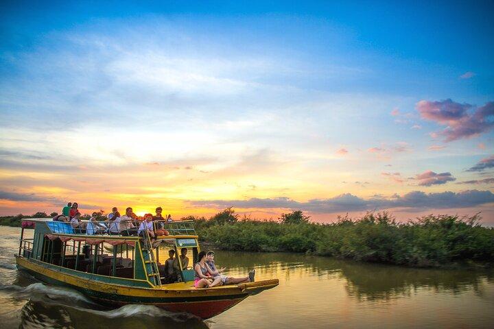 Private River Boat from Battambang to Siem Reap - Tonle Sap Lake