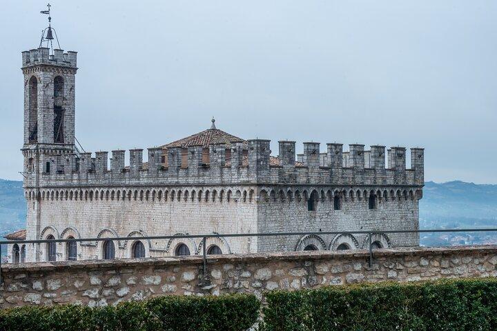 Gubbio: Private walking tour with official guide
