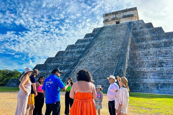 Chichen Itza, Cenote & Valladolid Tour with Tequila and Lunch
