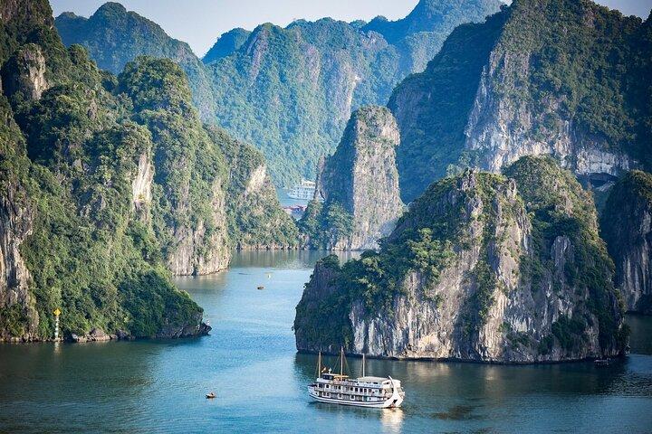BEST SELLER 3-Day Halong Bay Cruise, Lan Ha, Cat Ba National Park