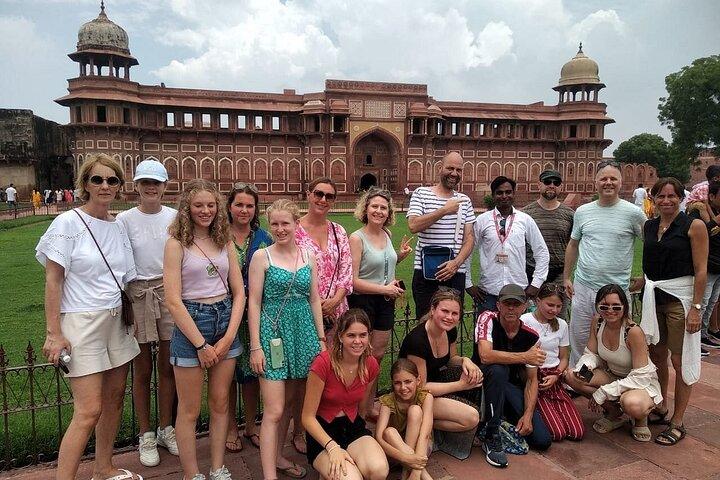 Private Guided Tour to Skip the Line Taj Mahal Agra Fort E Ticket