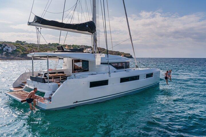 Luxury Catamaran Day Cruise in Grenada