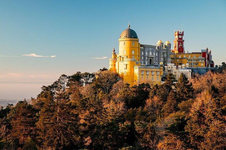 Sintra Mountain tour, with Tickets Pena Palace & Moorish Castle
