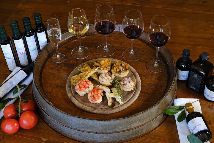 Essence of Tuscany - Private Wine & Evo oil Tasting