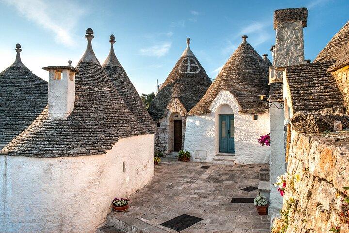 City of the Trulli Guided Walking Tour From Alberobello