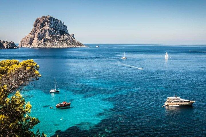Speedboat tour to Es Vedra & Atlantis Ibiza