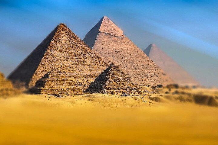 Full Day Private Tour to Giza Pyramids and Grand Egyptian Museum
