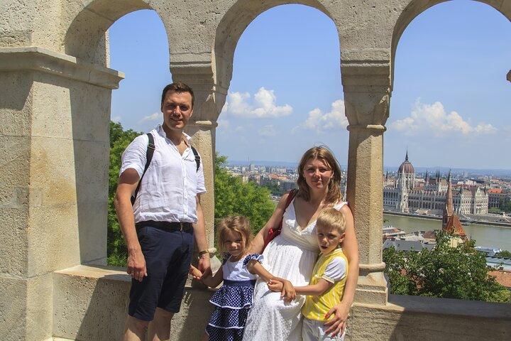 Budapest City Highlights Guided Tour for Kids and Families