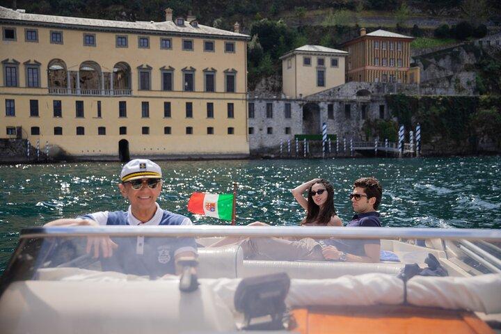One hour private speedboat cruise on Lake Como
