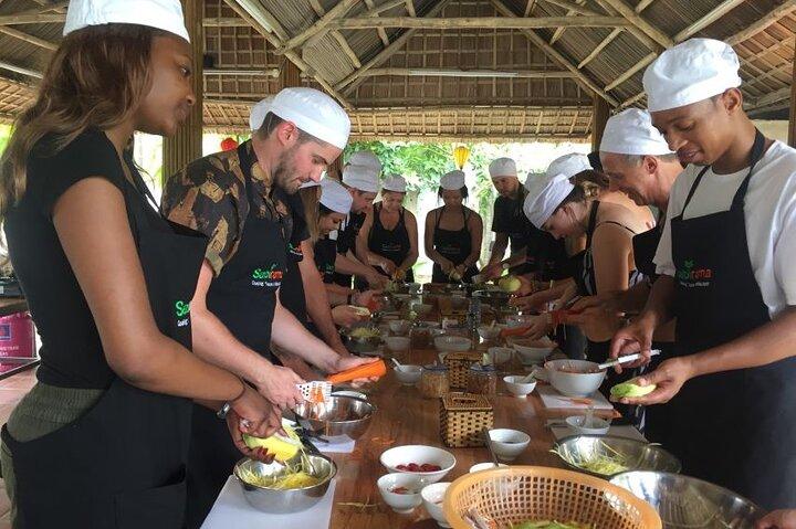 Experience Local Hmong Cooking Class - Homestay in Sapa