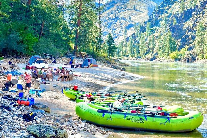 5 Day Main Salmon Rafting Tour with Meals Included
