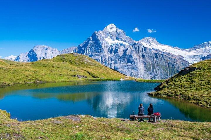 Grindelwald First and Bachalpsee Private Hiking Tour From Bern