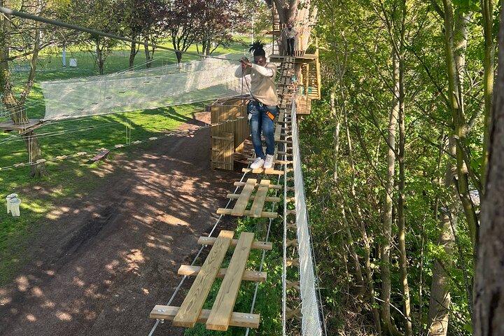 Treetop adventure course in the heart of Rouen