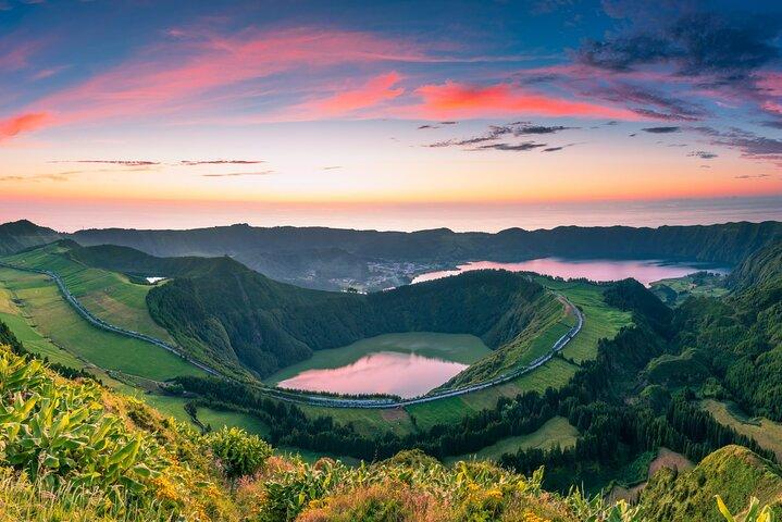 Explore the volcanic crater of Sete Cidades