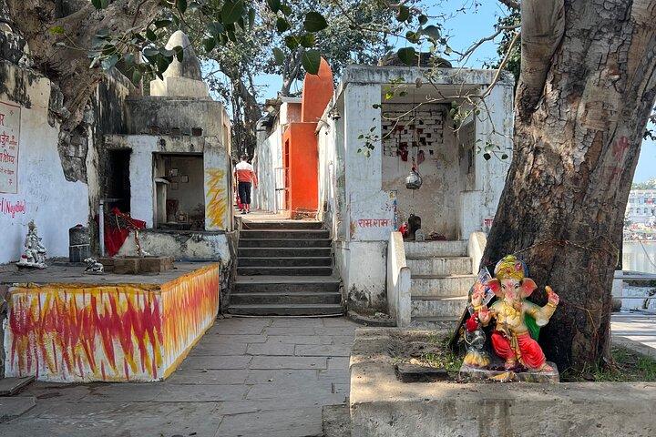 Temples Walk around 52 Ghats ( Spiritual Tour )-The Pushkar Route