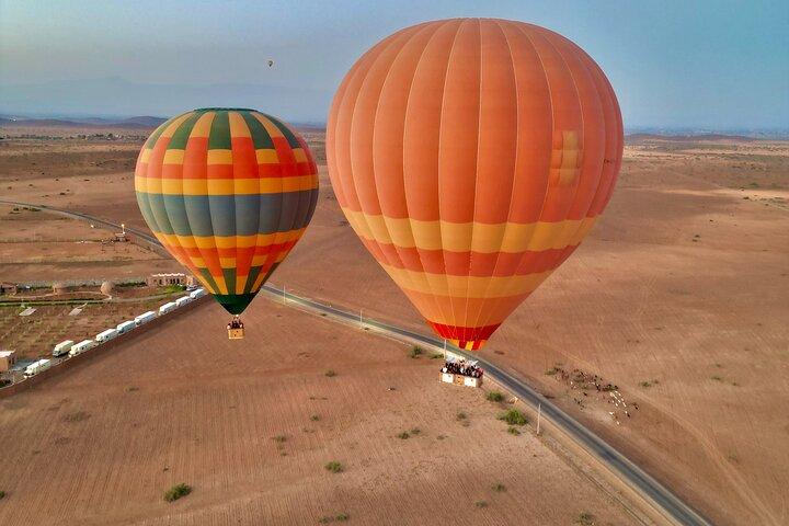 Marrakech: Hot air balloon flight with 2 hours of quad biking