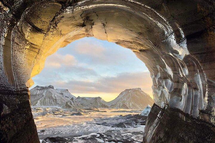 Katla Ice cave from Vik