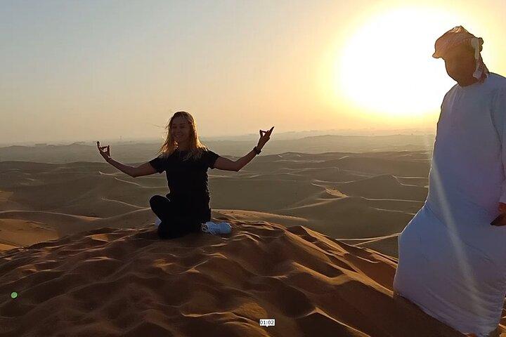 Sunrise in Dubai Desert