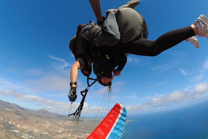 ROLLERCOASTER FLIGHT tandem paragliding Lanzarote with adrenalin