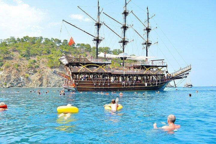 Antalya Pirate Boat Trip ,Lunch, Drinks & Transfer