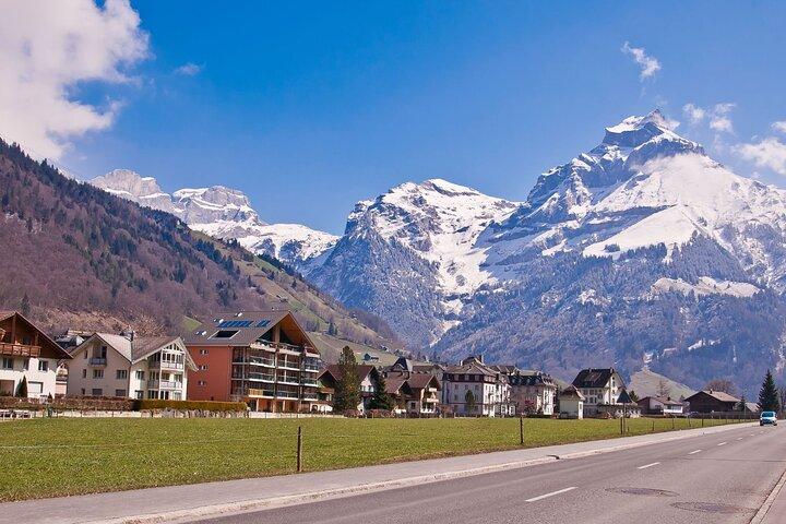 Lucerne: Private Day Trip to Engelberg, Mount Titlis & Interlaken