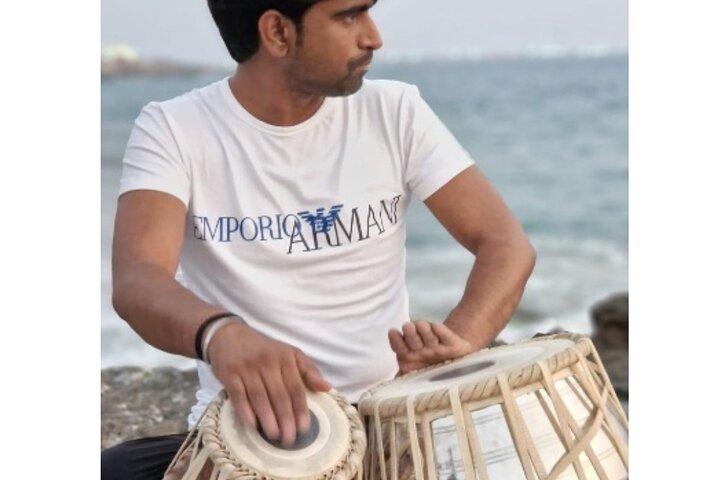 Learn to play a traditional indian instrument in Varanasi! 