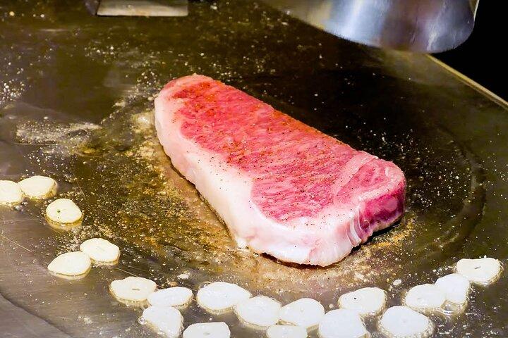Luxurious Kobe Beef Teppanyaki Course Meal in Kobe