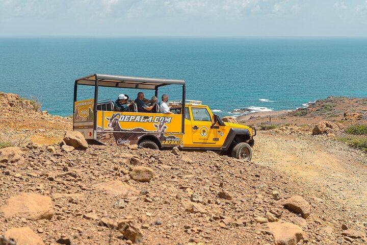 Aruba Off-Road Safari Tour to Natural Pool 