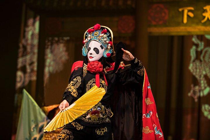 Fu Rong Guo Cui Sichuan Opera with Face-changing & Fire-breathing