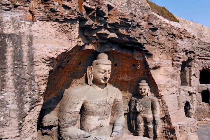 Private city tour Datong Yungang grottoes and Huayan Monastery