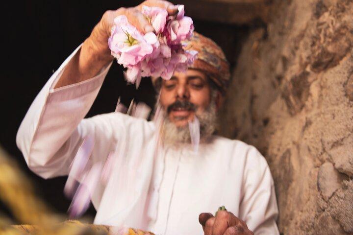 Oman Damasks Rose Experience 