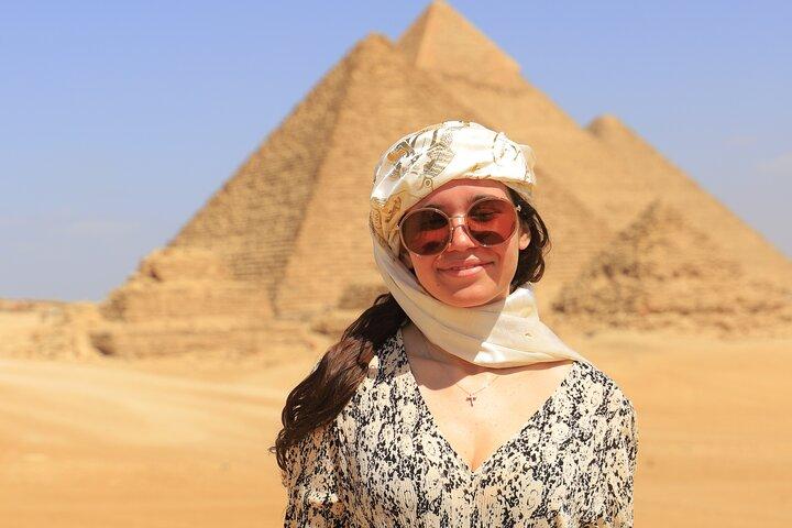 8 hours Cairo day Tour to Giza Pyramids, Memphis City, Sakkara and Dahshur