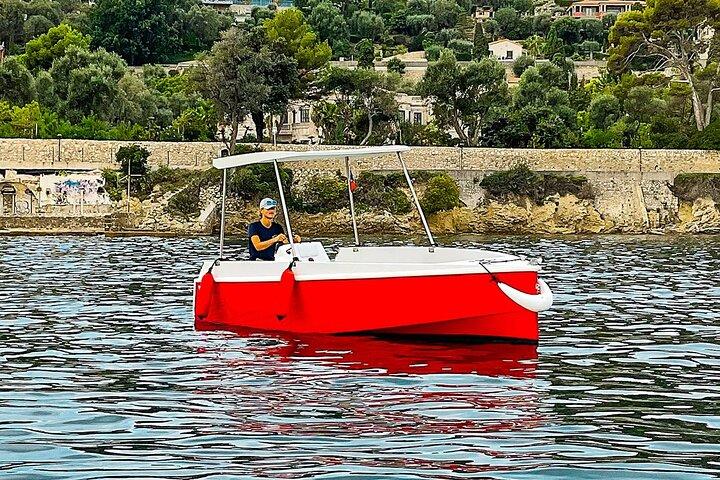 Electric boat rental without license in Beaulieu-sur-Mer