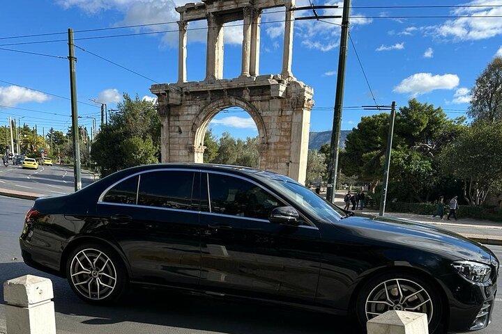 Athens Guided Tour with Electric Limousine and Free Tickets