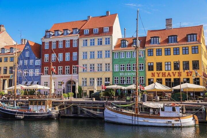 Copenhagen Private Guided tour by Car with Tailorable Itinerary