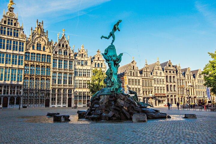 Highlights walking Tour in Antwerp with Audio and GPS Guide