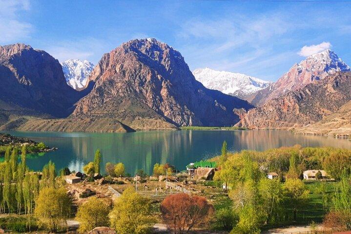Full-day guided tour to Iskanderkul Lake from Dushanbe