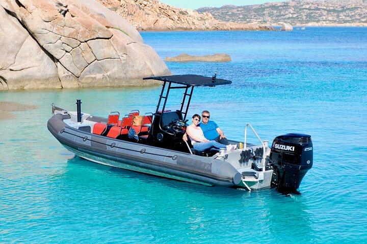 Tour by dinghy La Maddalena Archipelago, 7 m Polaris dinghy.