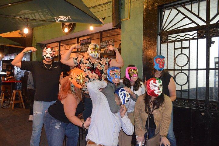 LUCHA LIBRE tour created by fans with TACOS and MEZCAL